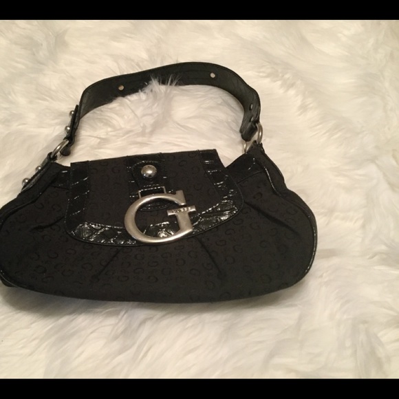 Guess Purse - Picture 1 of 5
